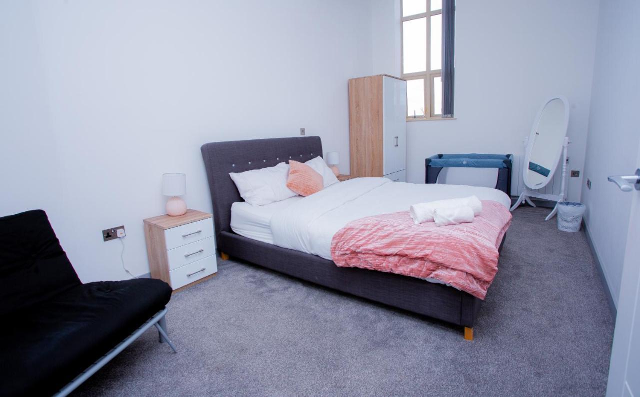 Spacious Urban City Apartment Doncaster Exterior photo